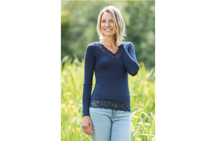 1489 Damen Langarmshirt mit Spitze, Wollle/Seide v. Engel Natur, Gr. 38/40 u. 42/44